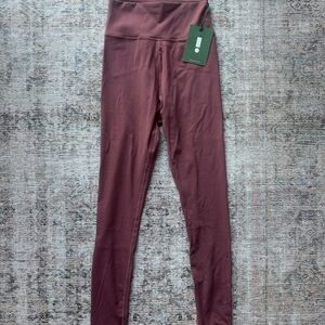 Daily Drills Go! Drills Leggings in Wine - Size S